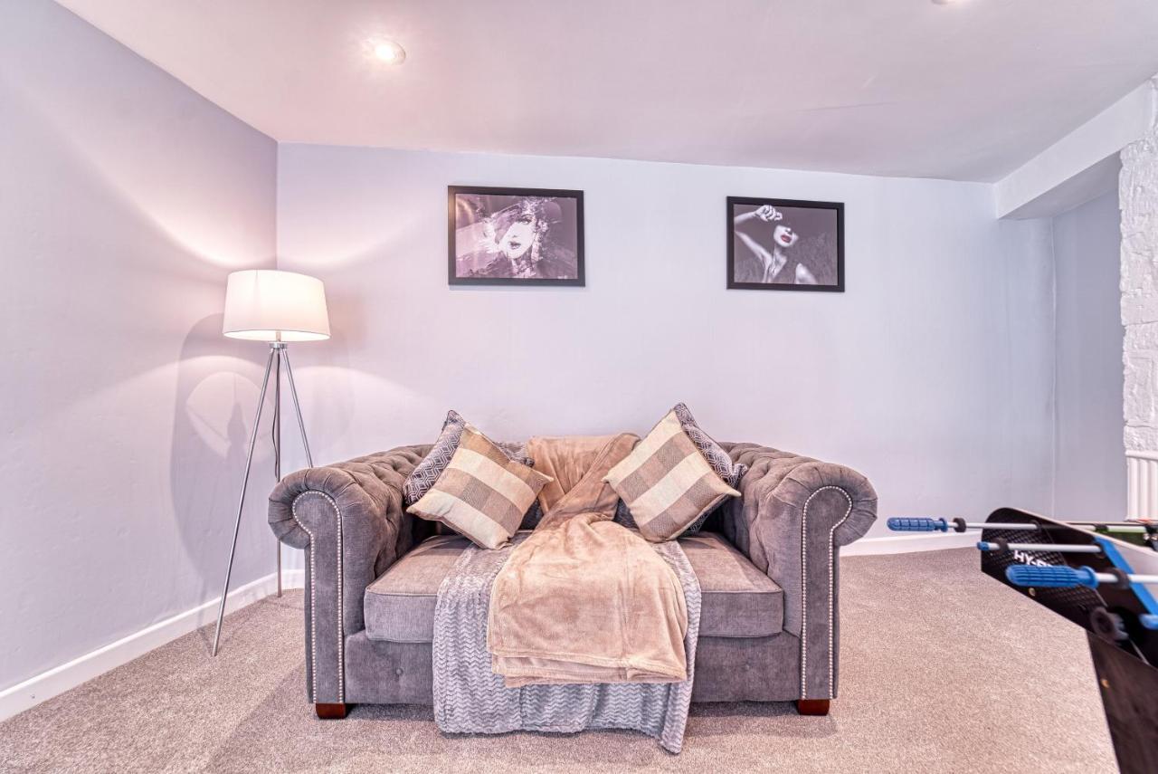 The Stylish Gem Of Bath - Football Table - Sleeps 10 ภายนอก รูปภาพ