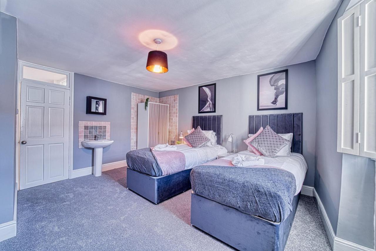 The Stylish Gem Of Bath - Football Table - Sleeps 10 ภายนอก รูปภาพ